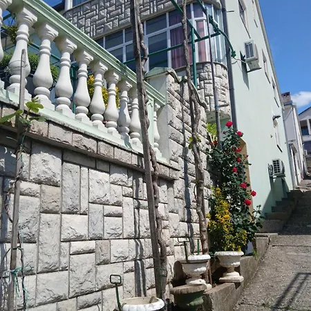 Apartment Red Rose Mostar